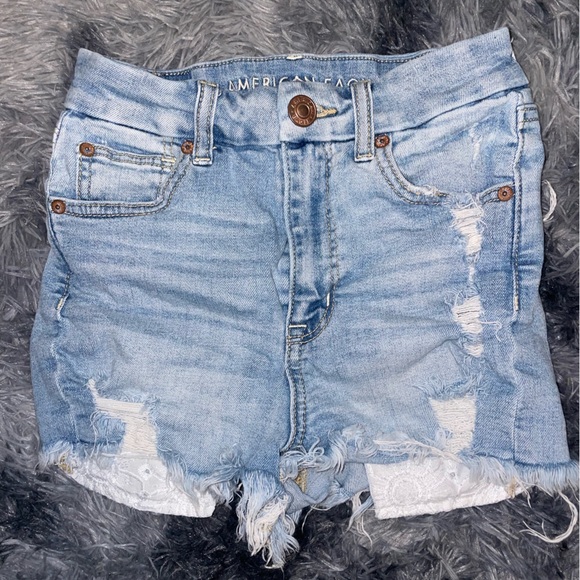 American Eagle light wash denim super stretch jean shorts - Picture 4 of 6